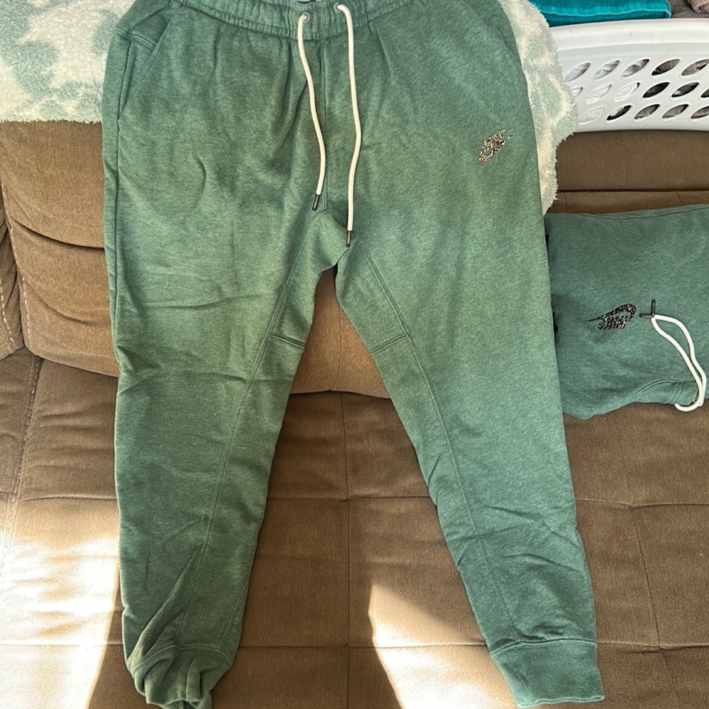 Mens Nike Joggers